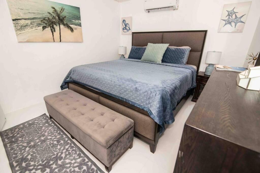 Modern 2Br With Kingbed In The Heart Of Isla Verde Strip Διαμέρισμα Σαν Χουάν Εξωτερικό φωτογραφία